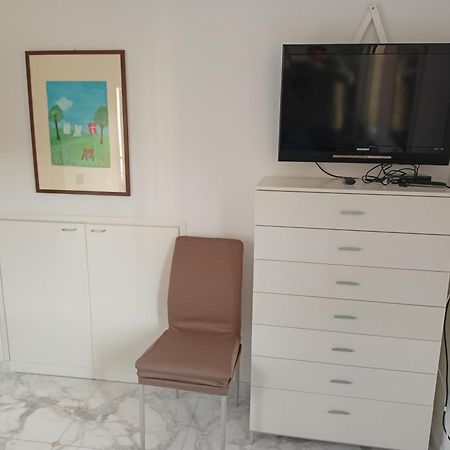 Appartamento 50 Mt Mare Con Parcheggio Riservato Riva Ligure Exterior photo