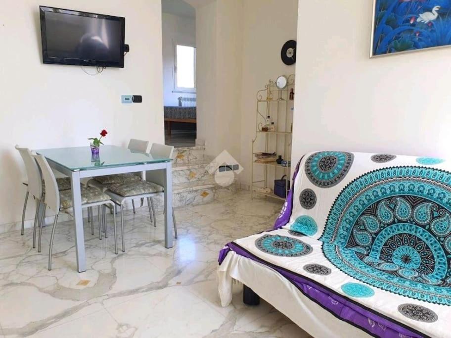 Appartamento 50 Mt Mare Con Parcheggio Riservato Riva Ligure Exterior photo